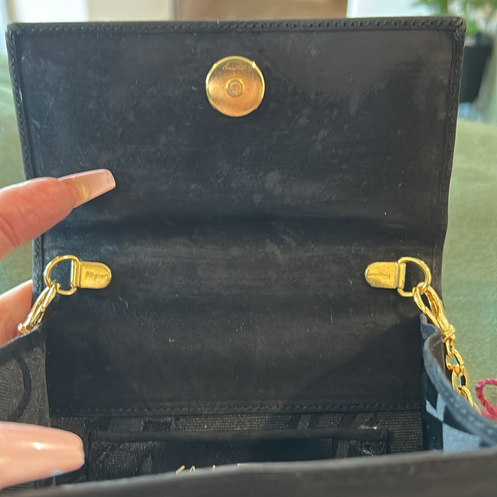Salvatore Ferragamo Belt bag with Chain Strap ๐ค๐EUC๐ค๐ - Picture 8 of 9